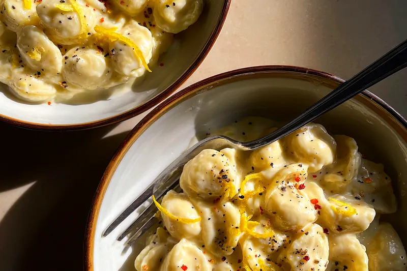 Fresh ingredients for Creamy Garlic Lemon Pasta